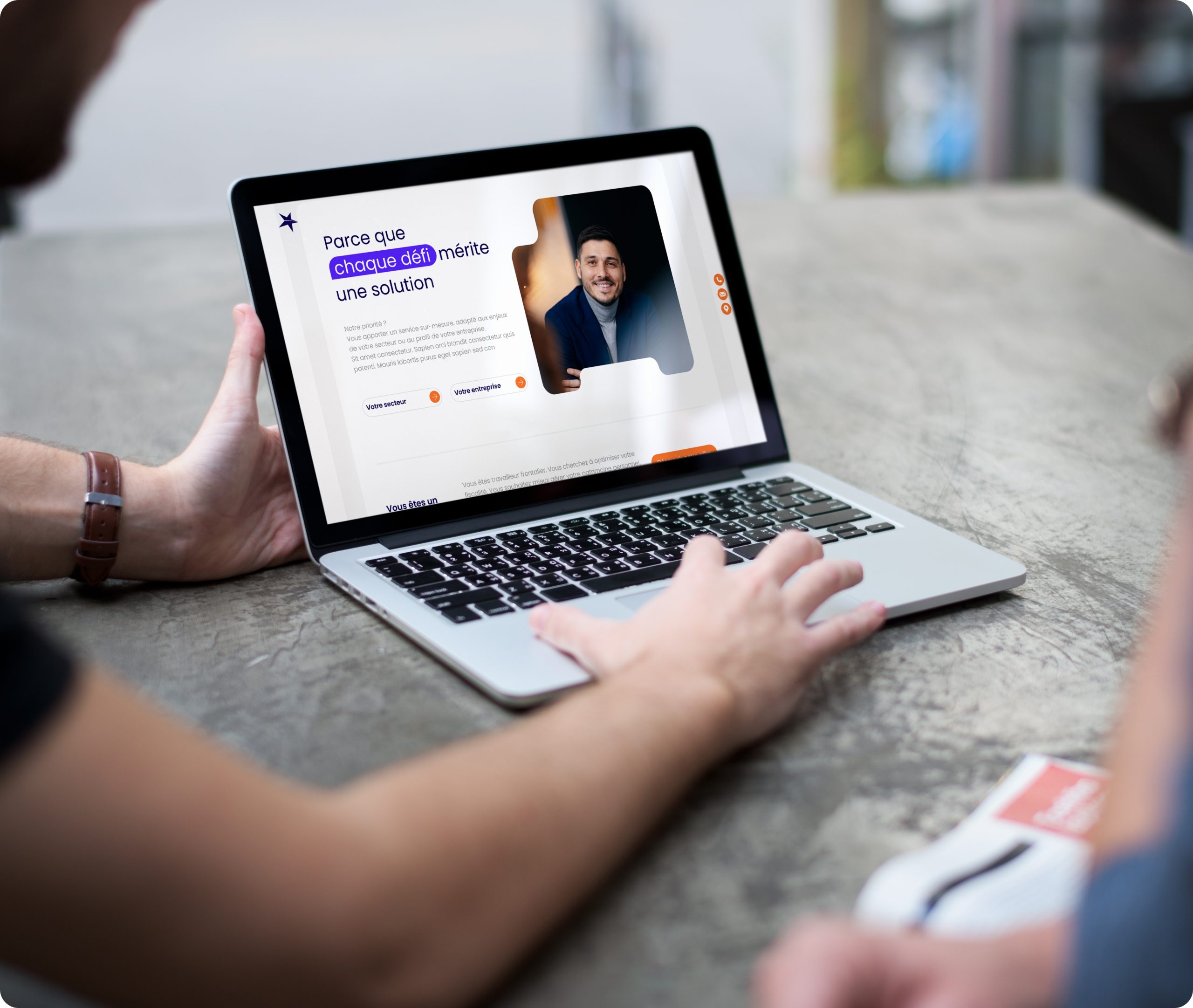 COXI-Novances-mockup-ordi-site web-expert comptable-agence-pub-lyon